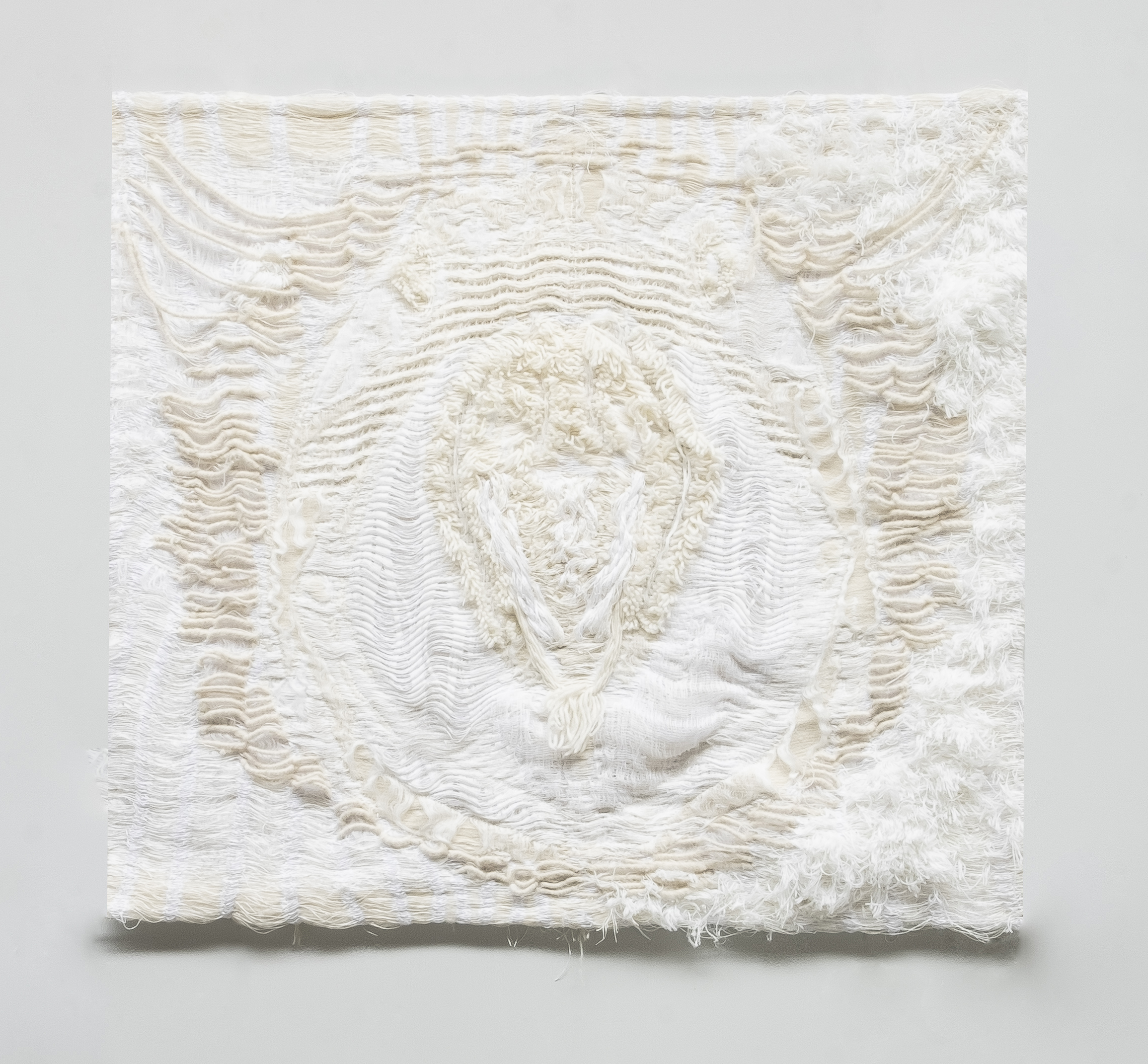 KRJST - Medusa - 2020 - 200x235cm - cashwool cotton mohair nylon paper rafia wool - photo by Sébastien Delahaye (1)